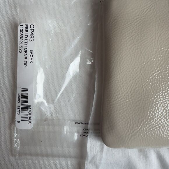 COACH Corner Zip Wristlet Pebbled Leather Gold and Chalk w/TAGS $88 - Picture 5 of 13